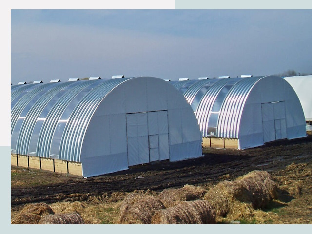 Сельскохозяйственные здания в Гуково